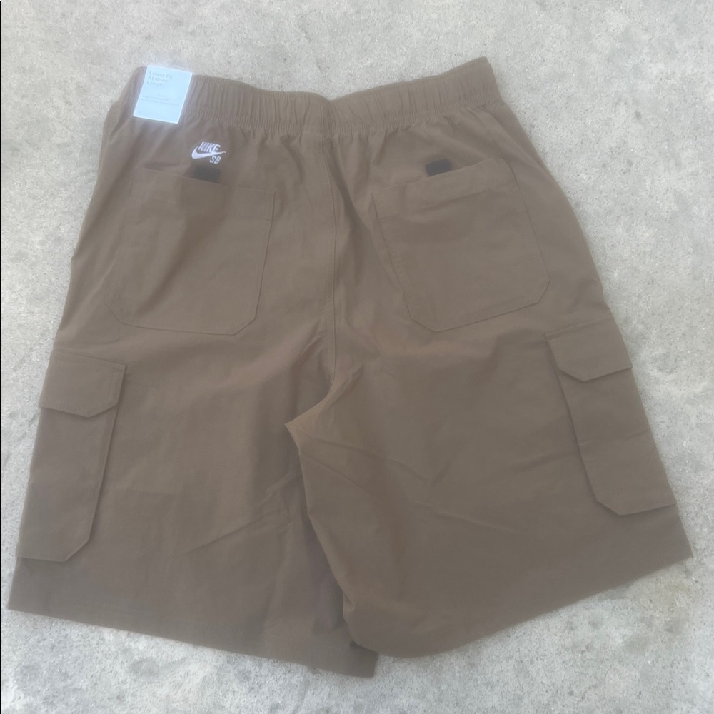 Nike SB Dri-Fit Loose Fit Brown Cargo Skateboad Shorts Men's Size M NWT - Picture 4 of 8